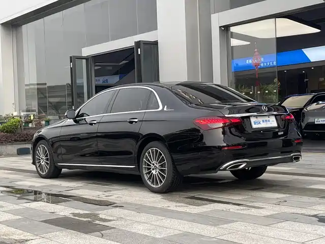 Mercedes-Benz E-Class 2023 Facelift E 260 L — фото 4
