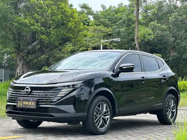 Nissan Qashqai 2025 Honor 2.0L CVT XV Sincere Edition — фото 1