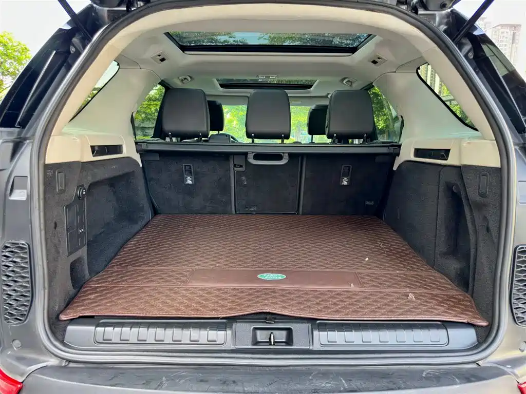 Land Rover Discovery 2017 3.0 SC V6 S фото 31