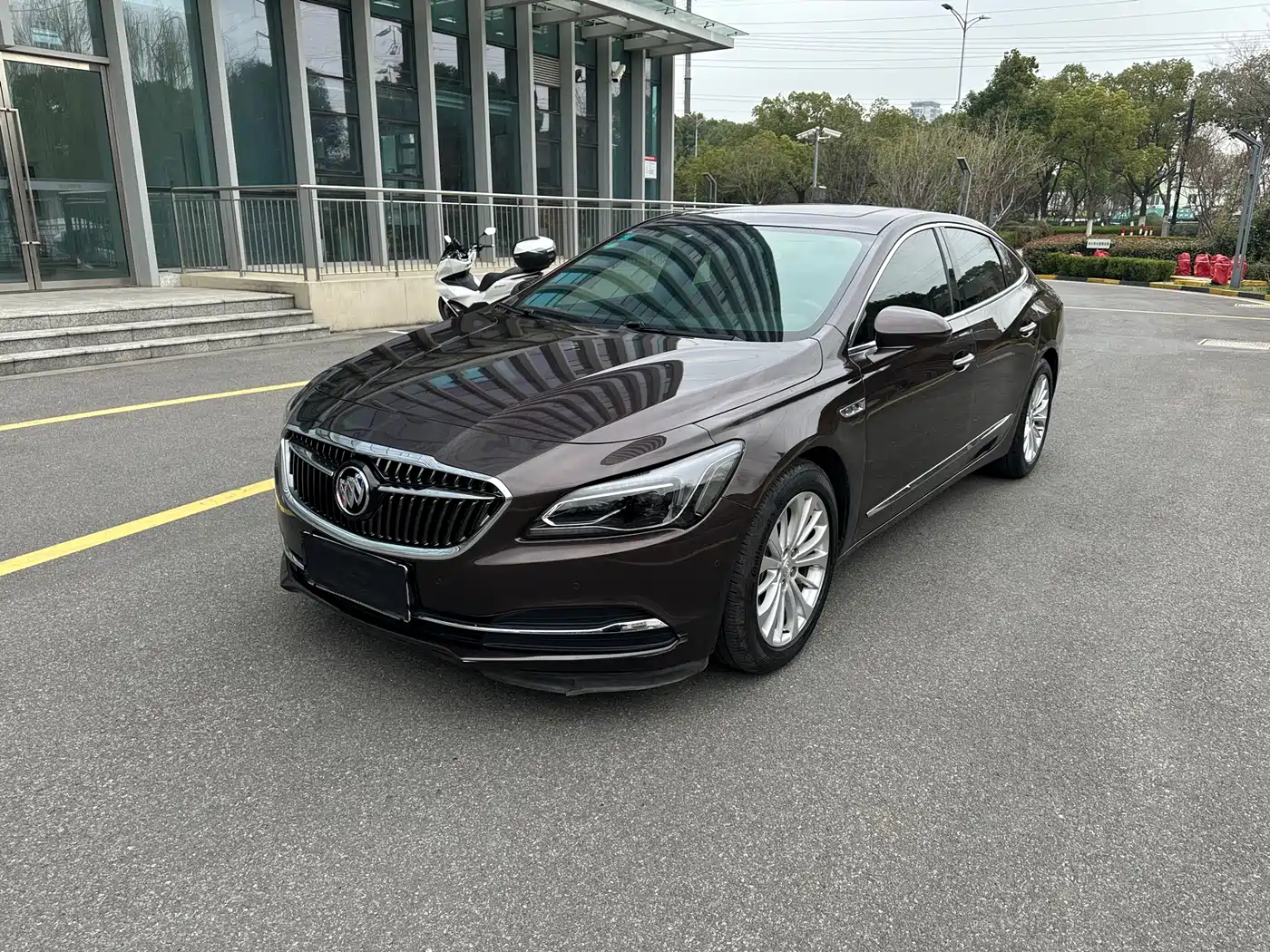 Buick LaCrosse 2018 Model 28T Elite Edition