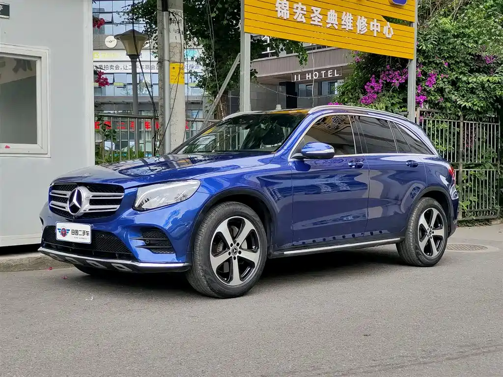 Mercedes-Benz GLC 2018 Facelift GLC 260 4MATIC Luxury