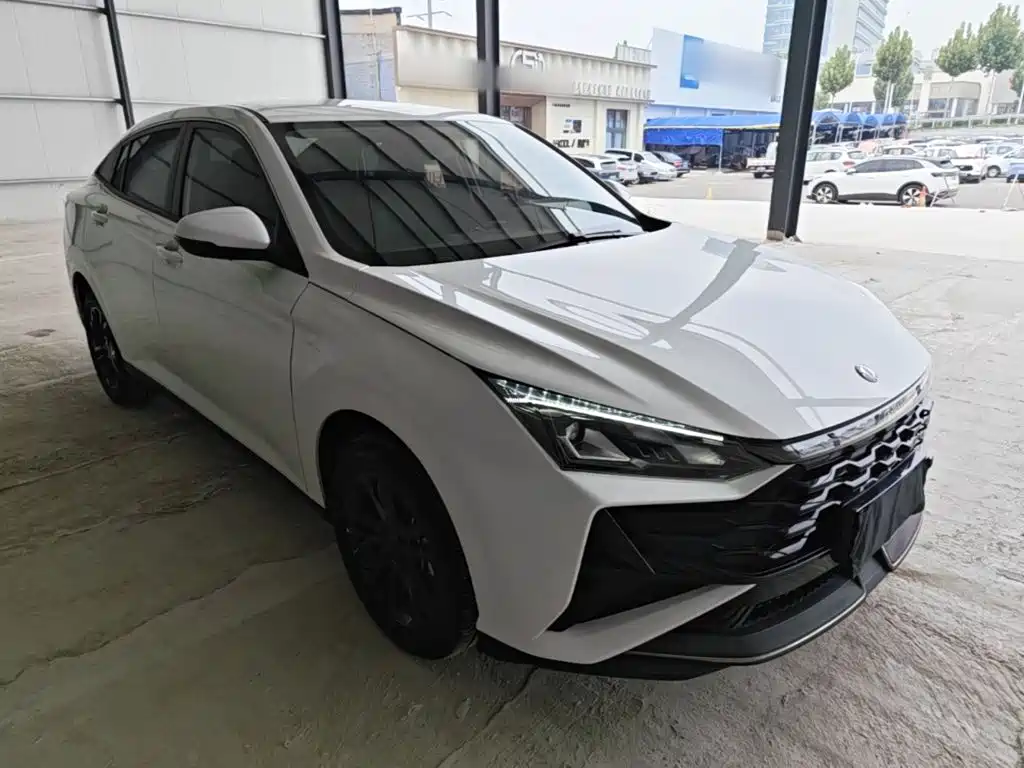Dongfeng Aeolus Yixuan 2025 2025 1.5L Auto Luxury