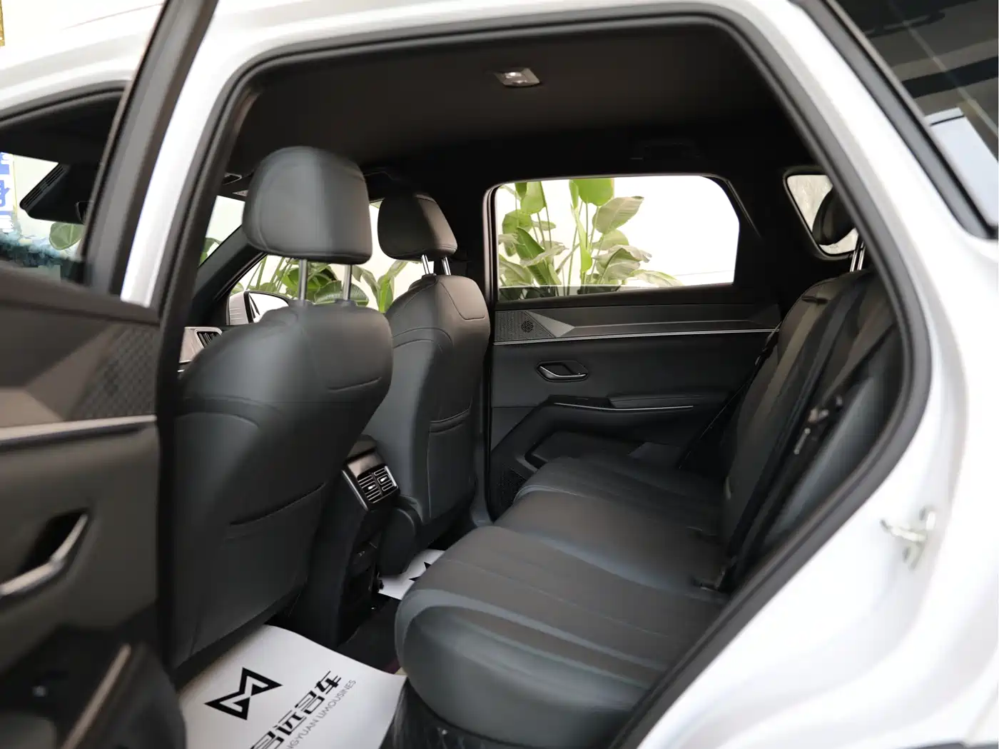 BYD Song Pro New Energy 2025 2nd Generation Smart Drive Edition DM-i 75KM Leading Type фото 13