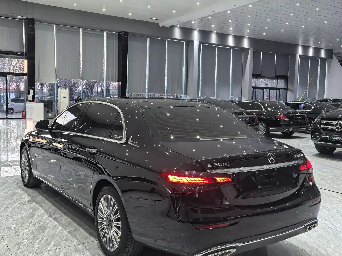 Mercedes-Benz E-Class 2022 Facelift E 300 L Luxury Style фото 15