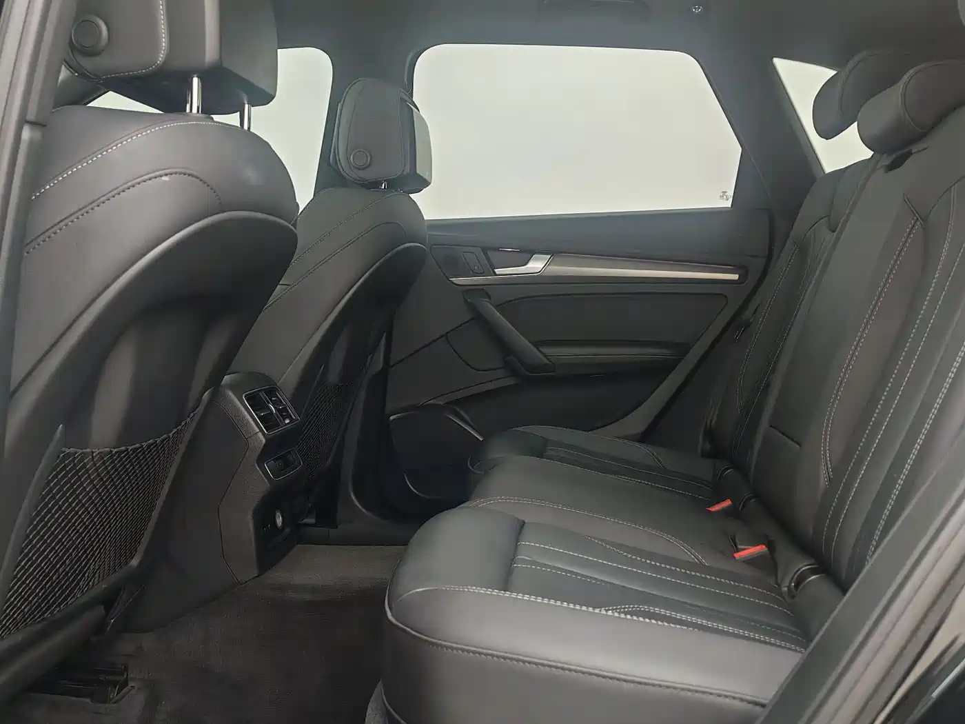 Audi Q5L 2022 40T Luxury Dynamic фото 8