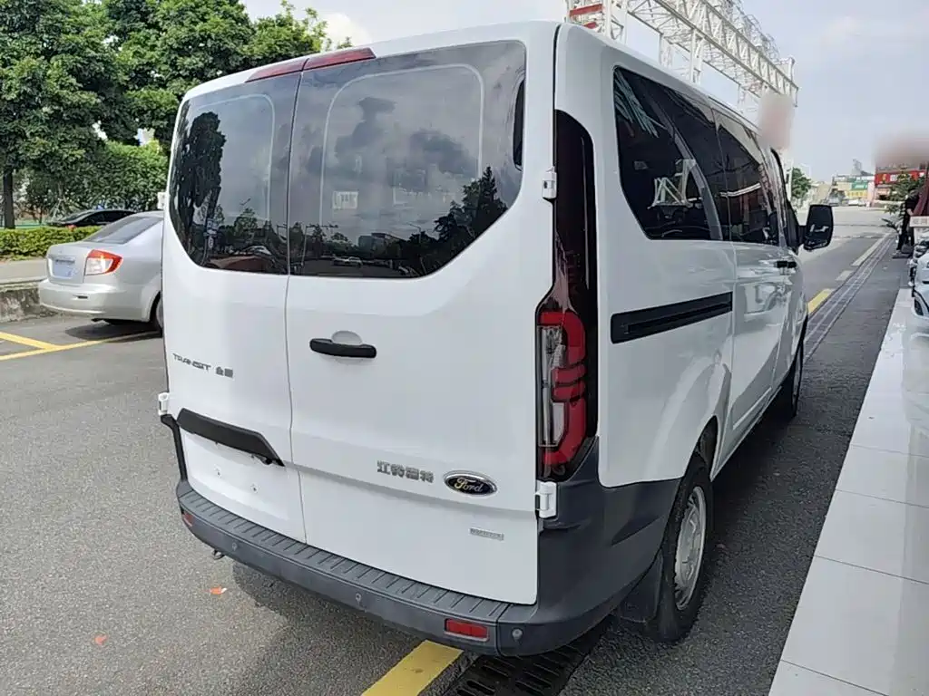 Ford Transit 2023 2023 Model 2.0T Petrol Manual Multi-Purpose Commercial Vehicle Short Wheelbase Low Roof 5/6-Seater