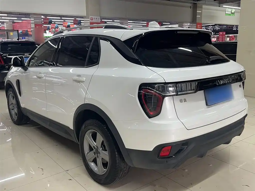 Lynk & Co 01 2019 2.0T 2WD Pure Version China VI фото 15