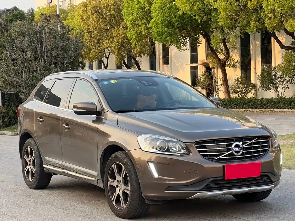 Volvo XC60 (Import) 2013 2014 T5 Wisdom & Elegance