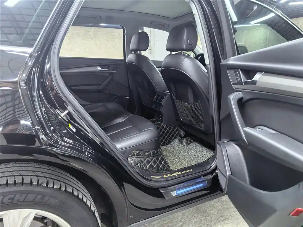 Audi Q5L 2018 40 TFSI Prestige Progressive (China V) фото 5