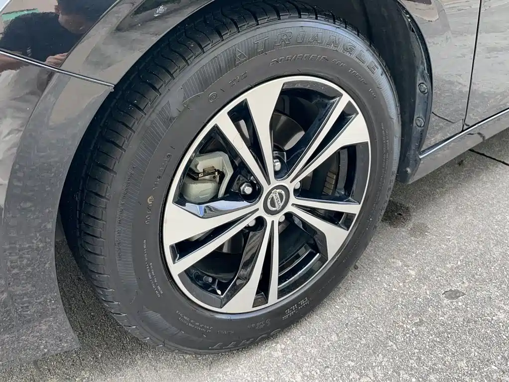 Nissan SYLPHY, миниатюра 4
