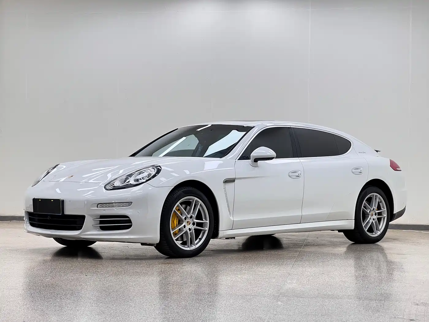 Porsche Panamera 2014 Panamera 4 Executive 3.0T