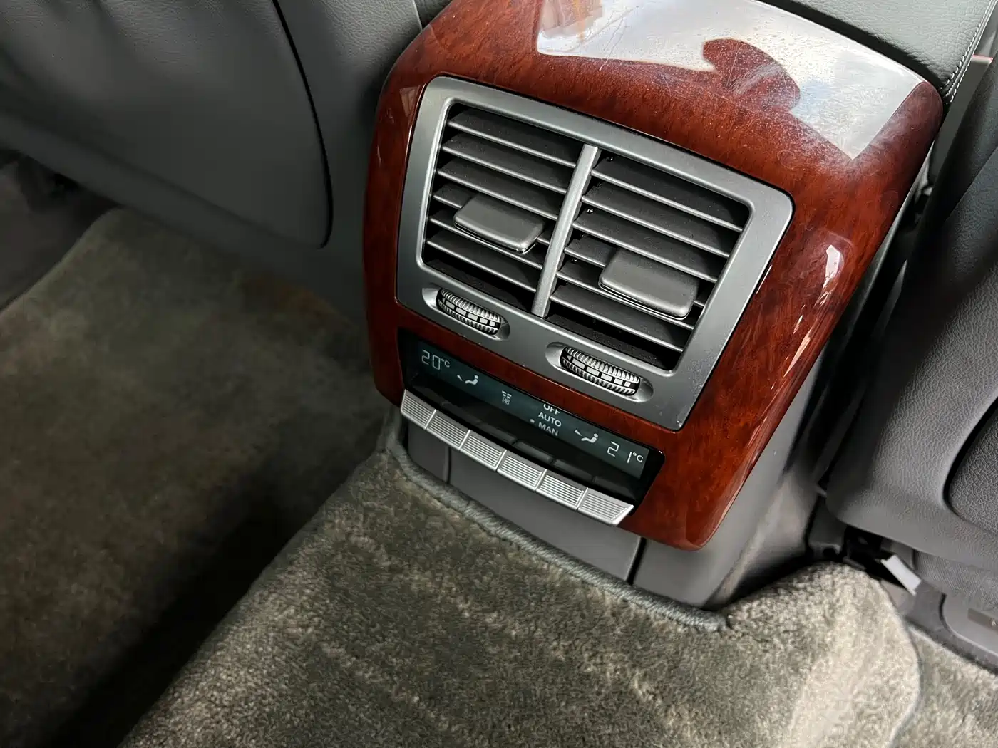 Mercedes-Benz S-Class фото 15