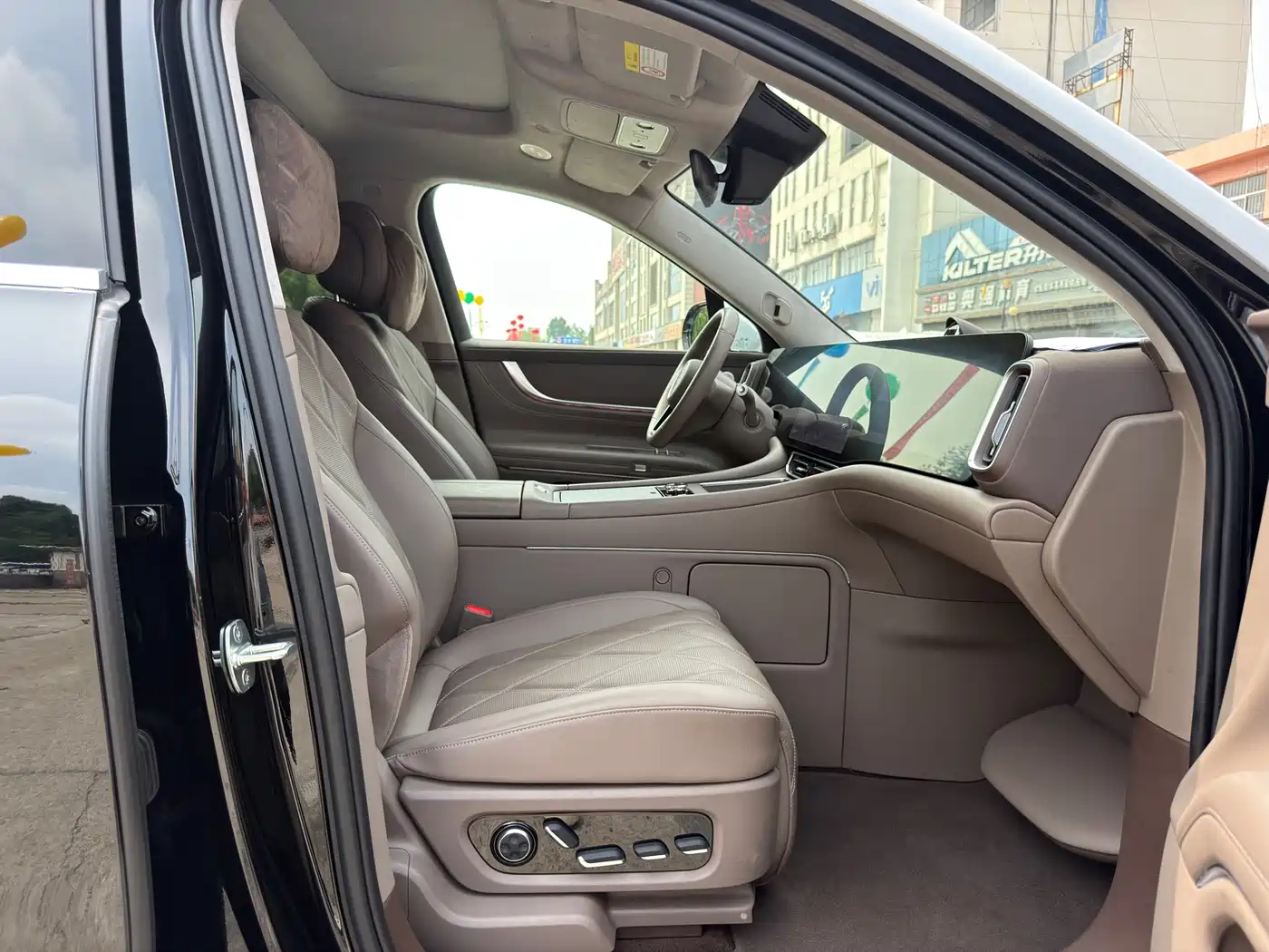 AITO Wenjie AITO M9 2026 2025 Extended Range Ultra 52kWh 5-Seater