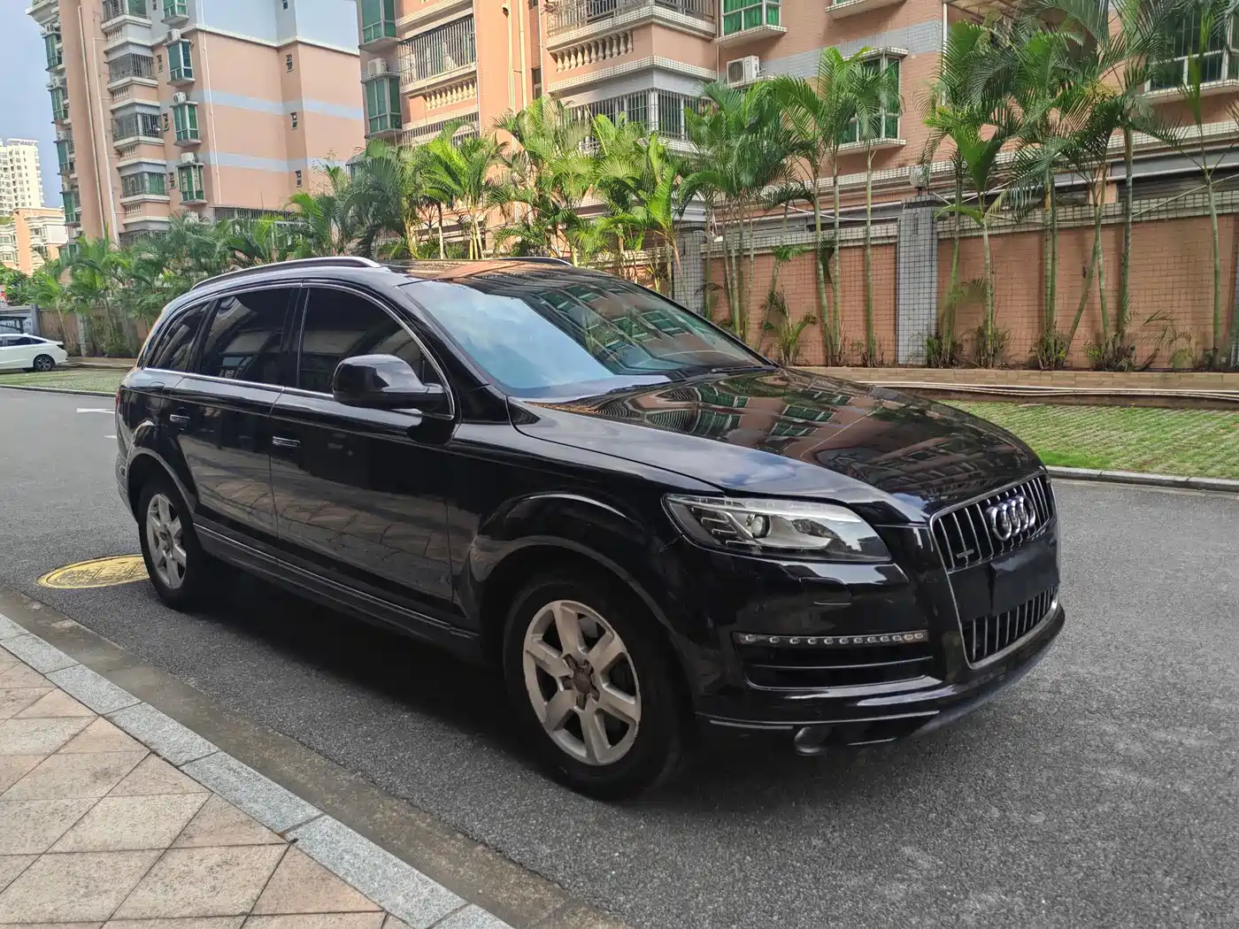 Audi Q7 2012 3.0 TFSI Technology (200kW) фото 3