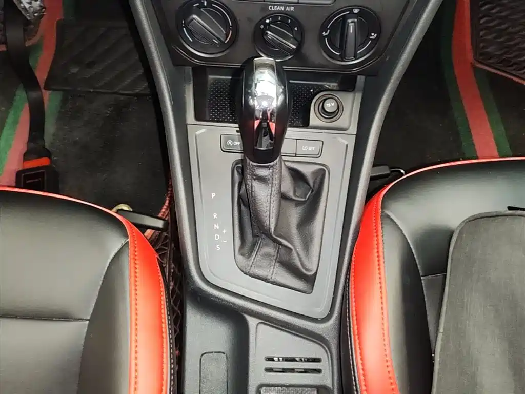 Volkswagen Lavida 2019 Lavida Start 1.5L Auto Trend (China VI) фото 14