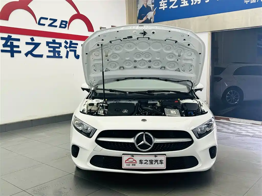Mercedes-Benz A-Class (Import) 2022 A 200 Dynamic фото 26