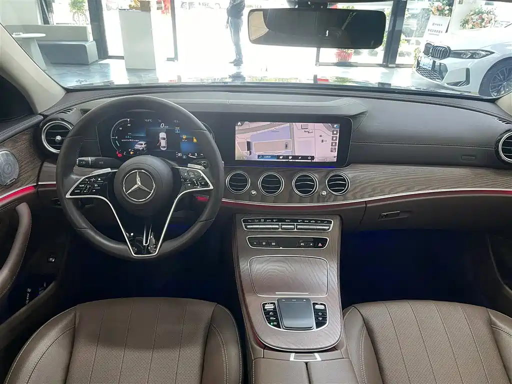 Mercedes-Benz E-Class 2023 Facelift E 300 L Luxury фото 10