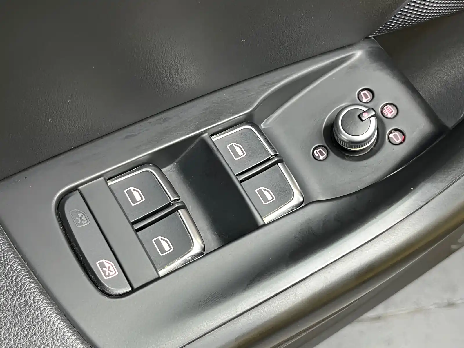 Photo 11 - Audi Q3