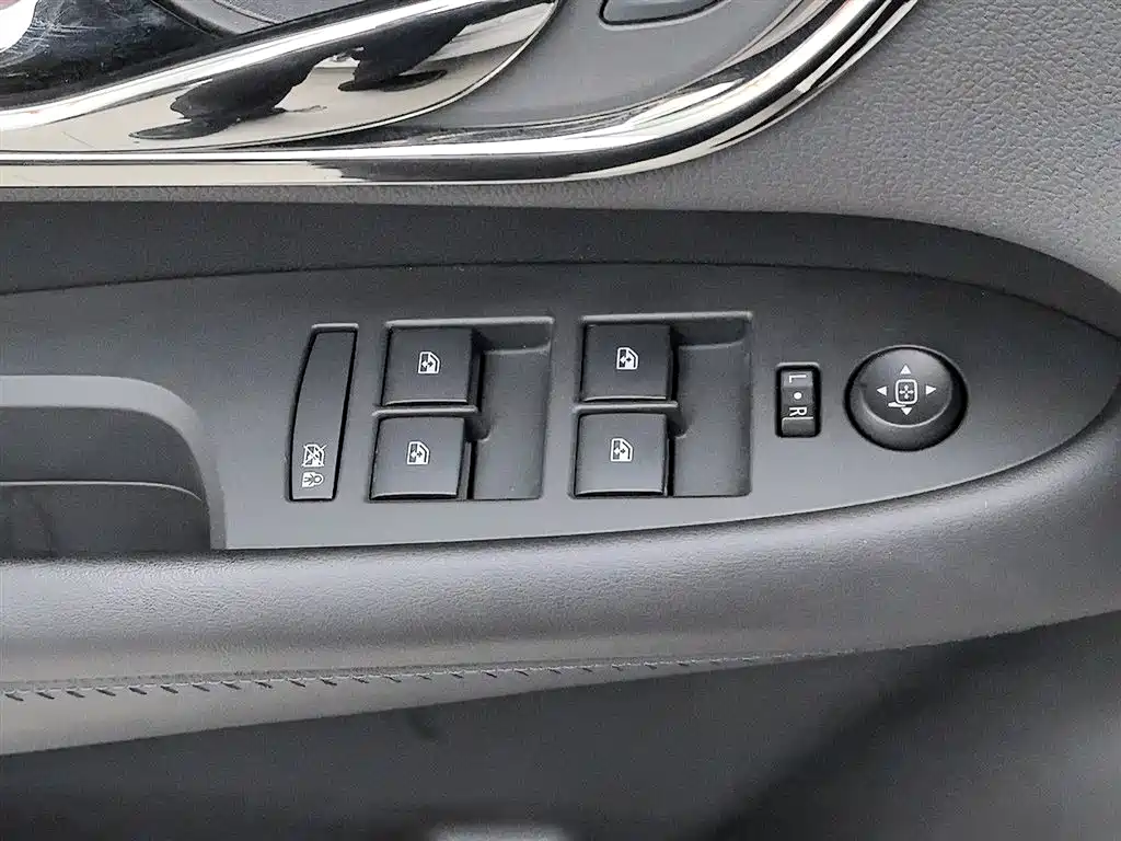Cadillac ATS-L 2017 28T Technology фото 9