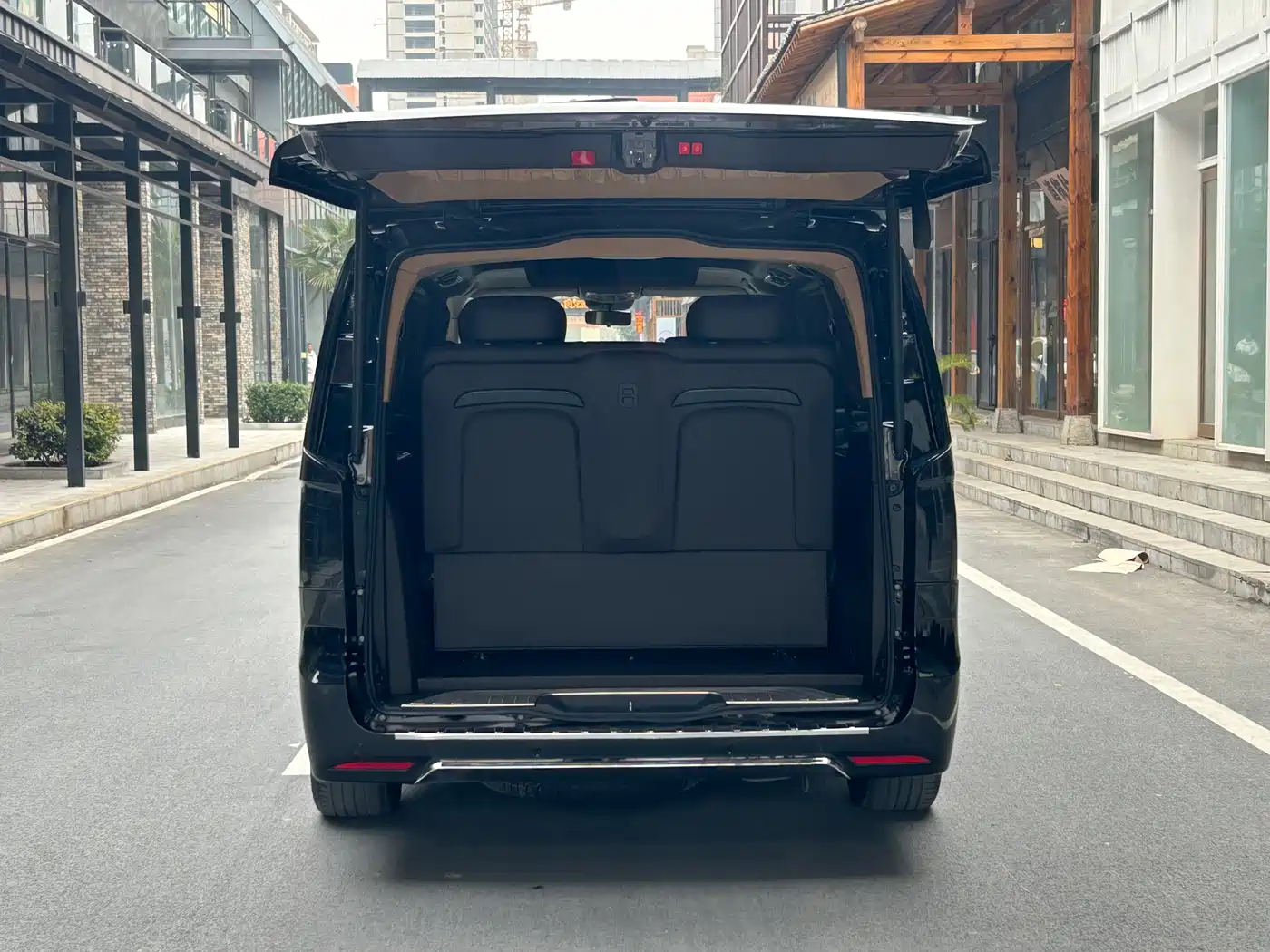 Mercedes-Benz Vito 2023 2.0T Business 7-Seater фото 23