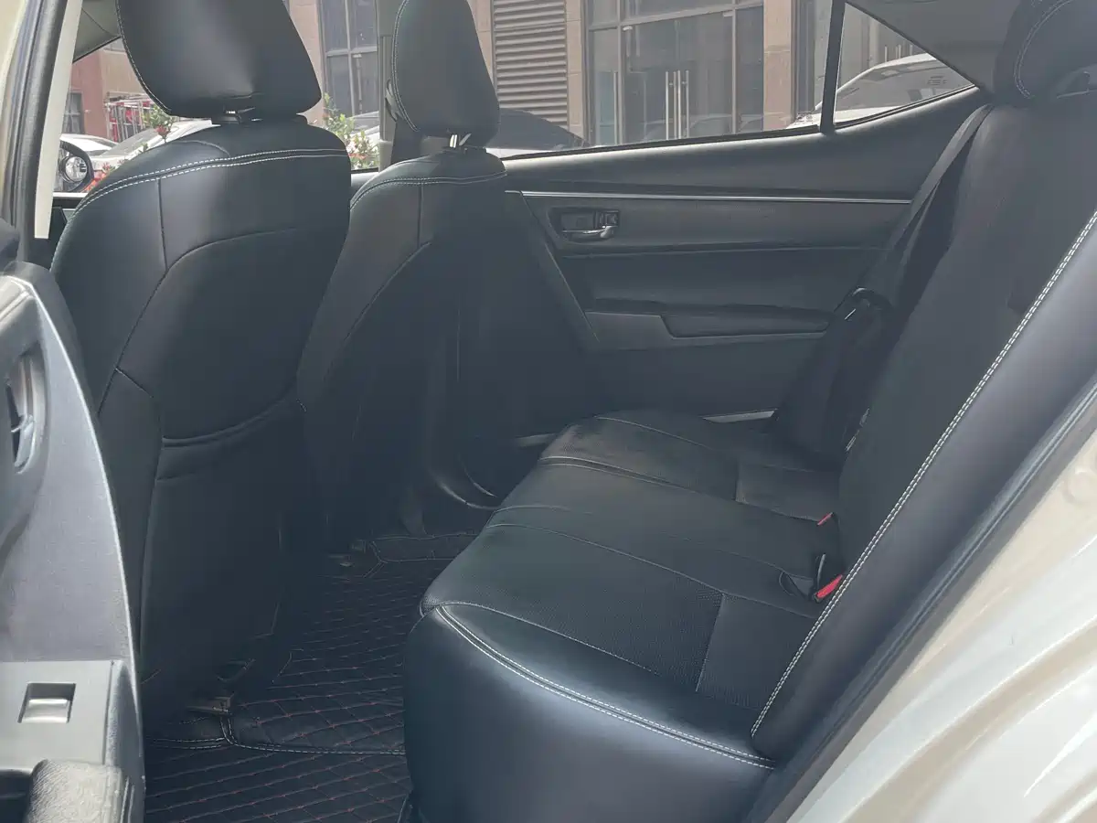 Toyota Levin 2014 1.6G CVT Elite Edition фото 7
