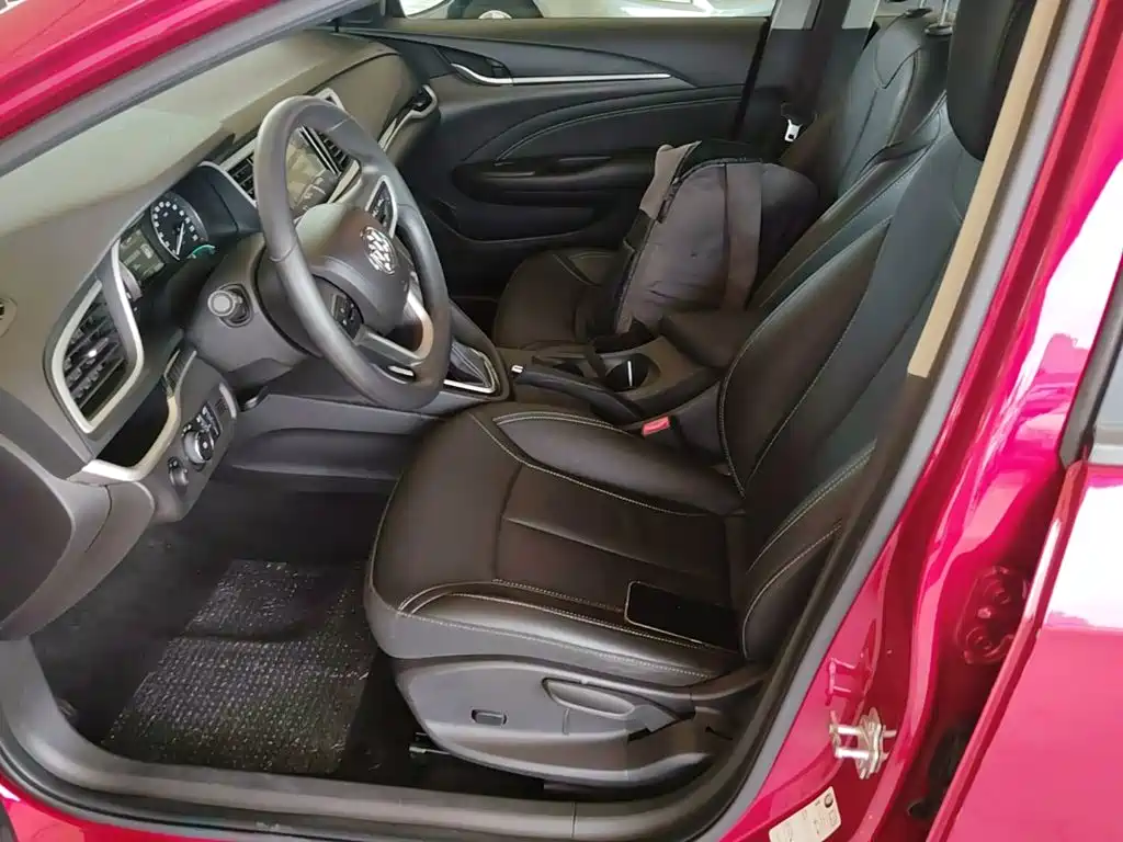 Фото 15 - Buick Excelle