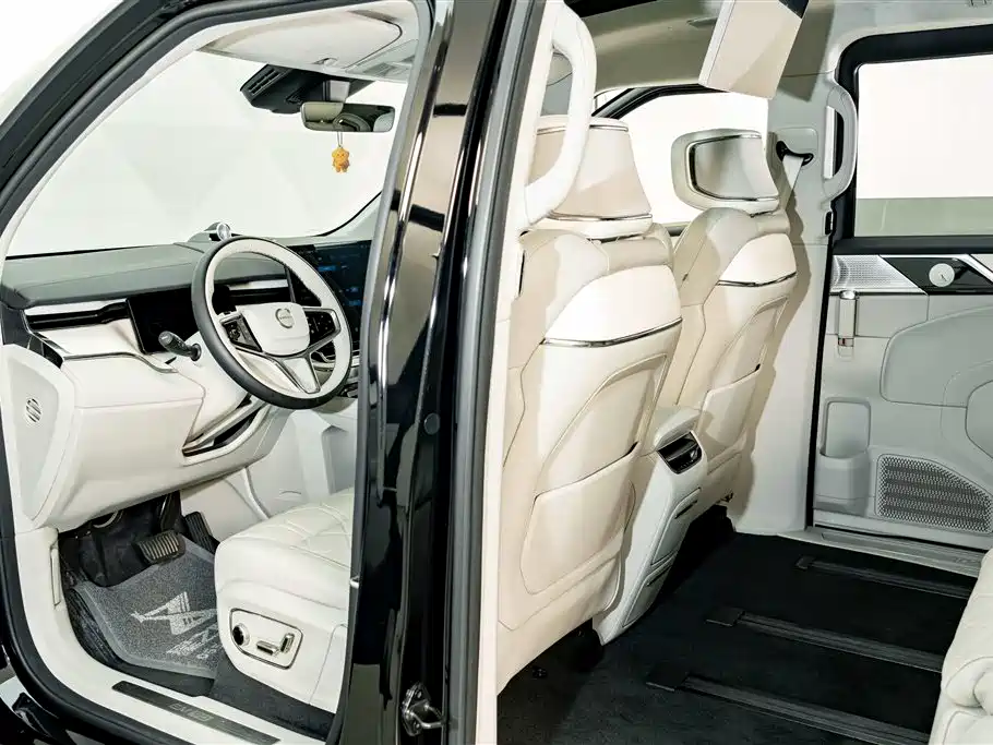 Volvo EM90 2025 2025 Ultra Six-Seater