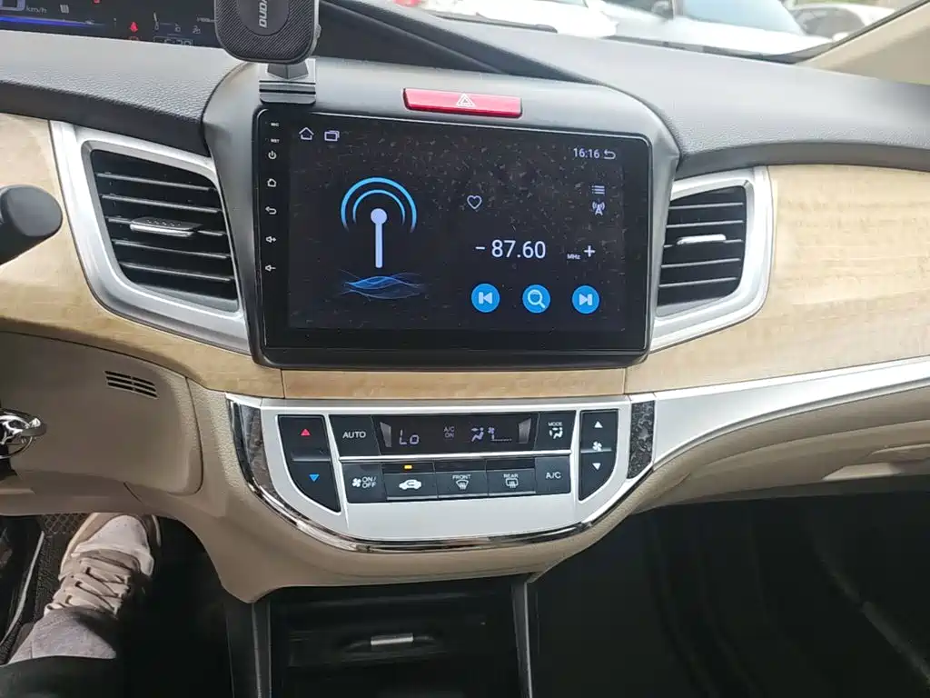 Honda Jade 2014 2013 1.8L Automatic Comfort Edition 5-seater