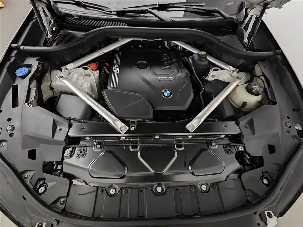 BMW X5 (Import) 2020 xDrive30i M Sport Package фото 6