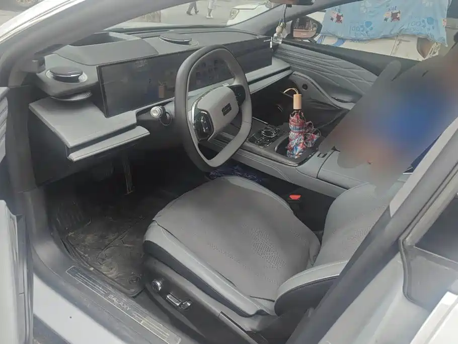 Geely Galaxy Galaxy E8 2025 2025 575km Exploration Smart Drive Edition