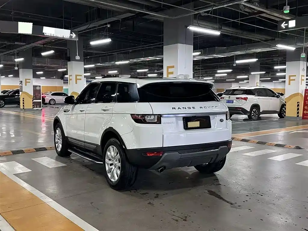 Land Rover Range Rover Evoque 2018 200PS PURE New Style фото 7