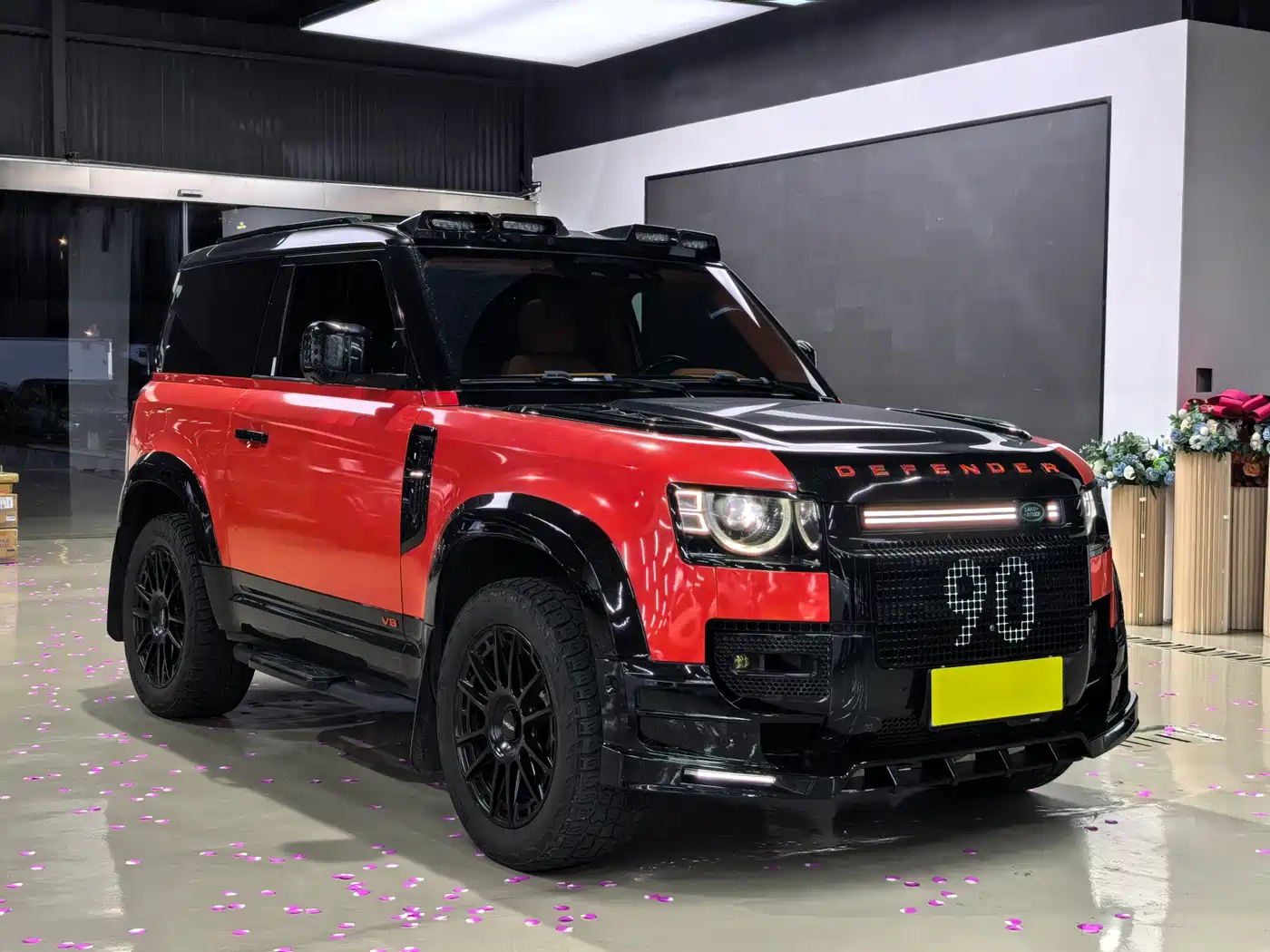 Land Rover Defender 2022 Model 90 3.0T P400 XS