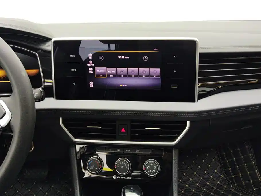 Volkswagen Sagitar 2024 300TSI DSG Flying Edition фото 13