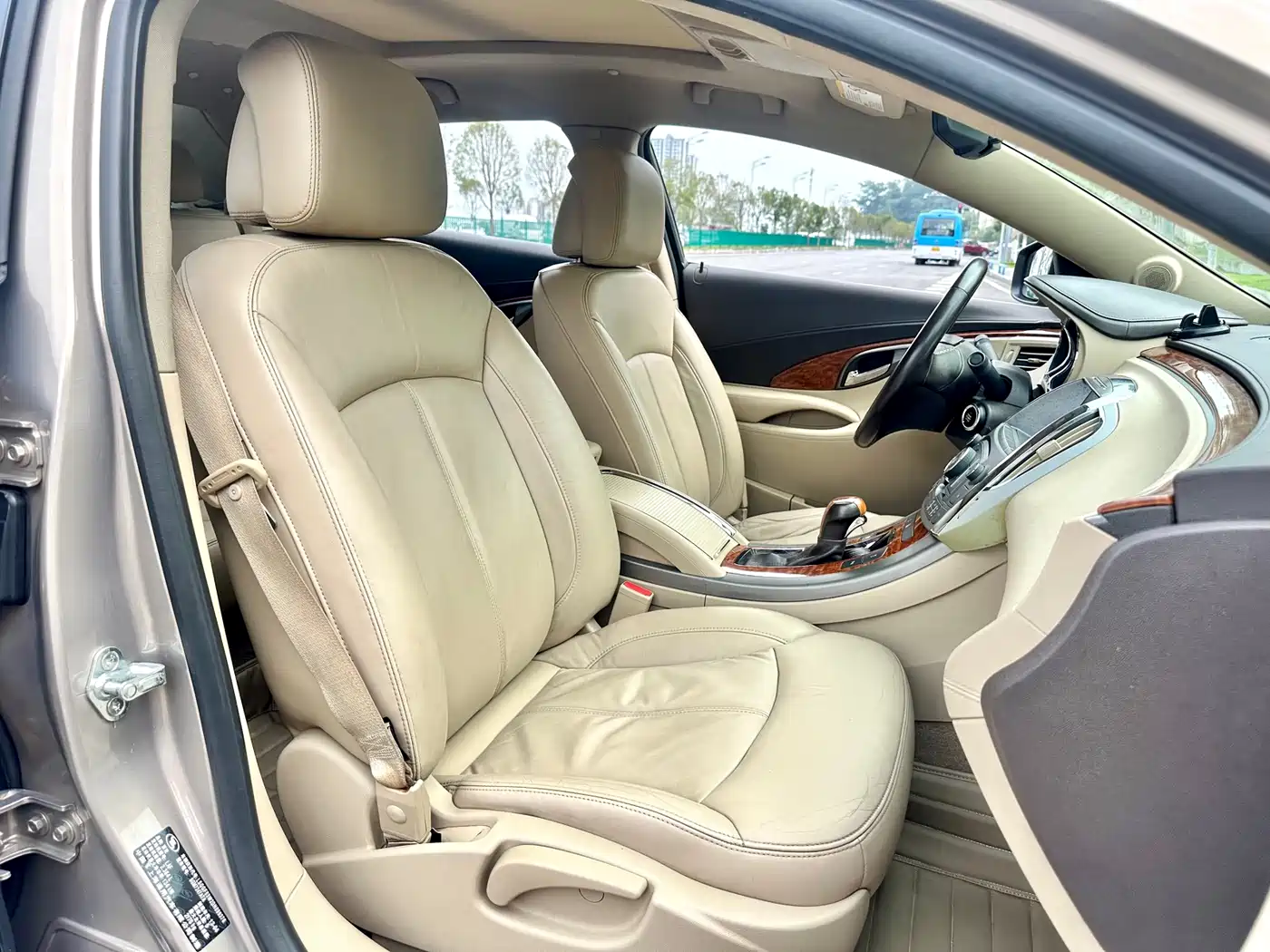 Buick LaCrosse 2013 2.4L SIDI Luxury Comfort фото 26