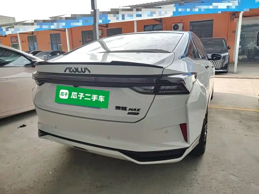 Dongfeng Aeolus Yixuan MAX 2022 2022 1.5T Ultra Cool Dad Edition