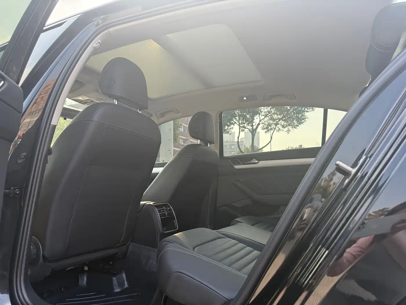 Volkswagen Magotan 2025 Popular Edition 280TSI DSG Comfort фото 10