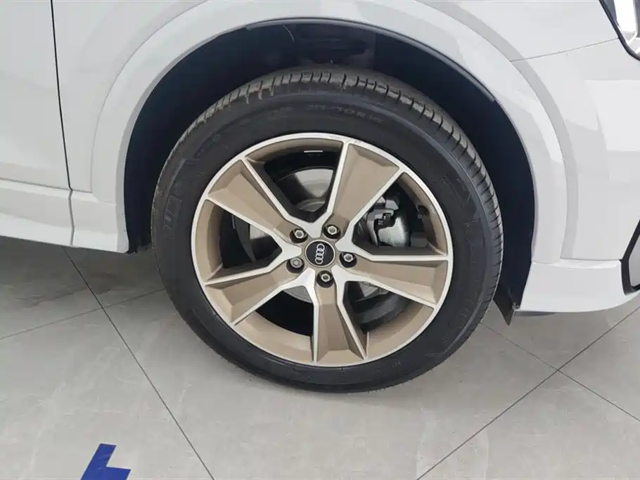Audi Q2L 2024 35TFSI Fashion Sport фото 6