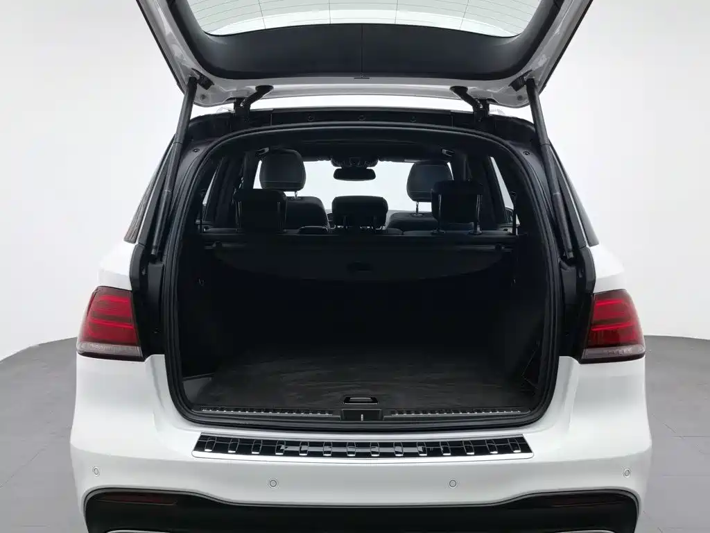 Фото 16 - Mercedes-Benz GLE