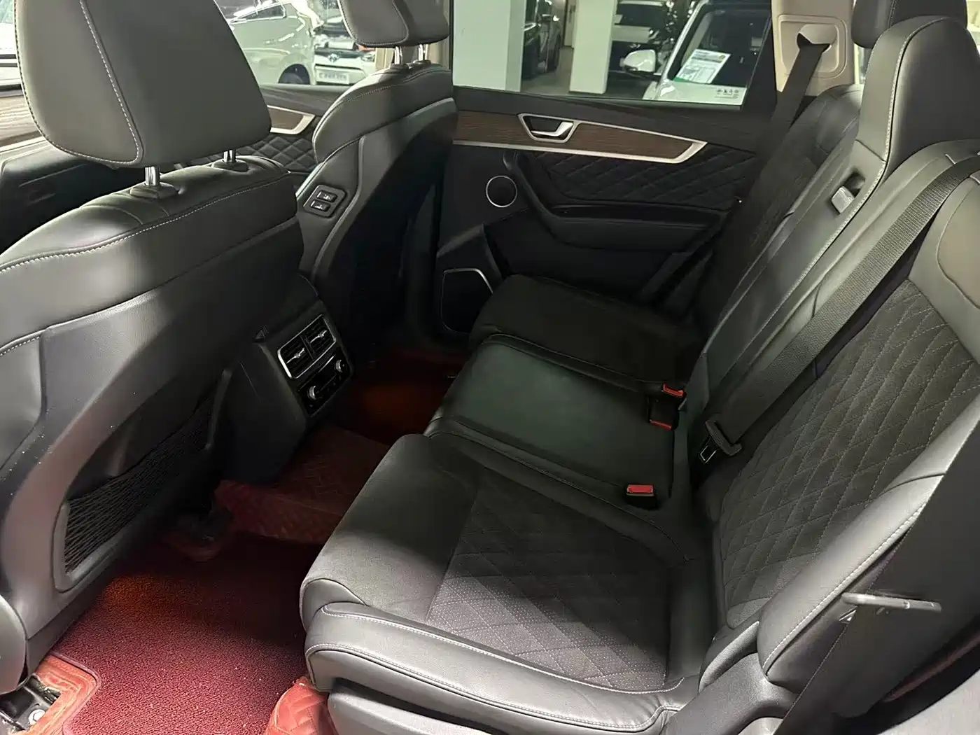 Hongqi HS7 2023 2022 2.0T DCT 2WD ZhiLian QiXiang Edition 5-seater