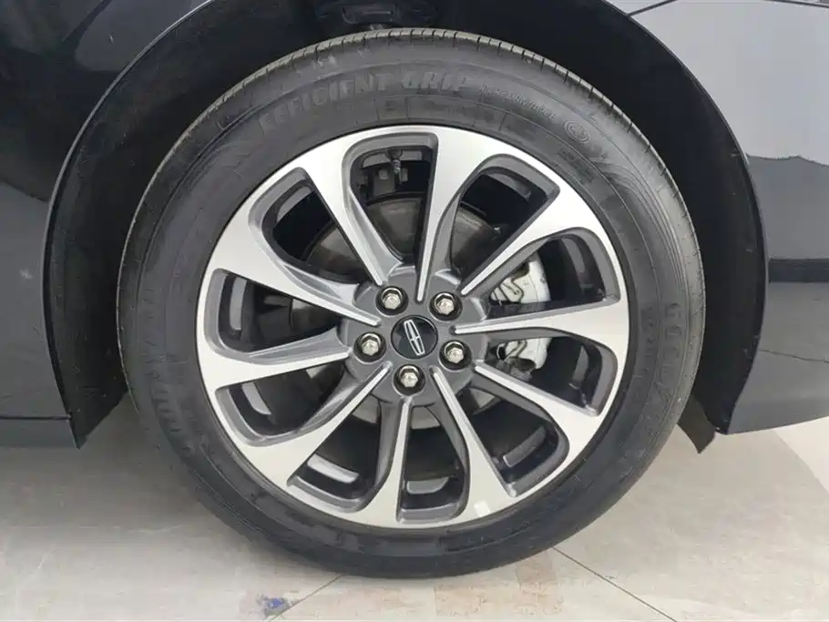 LINCOLN Z