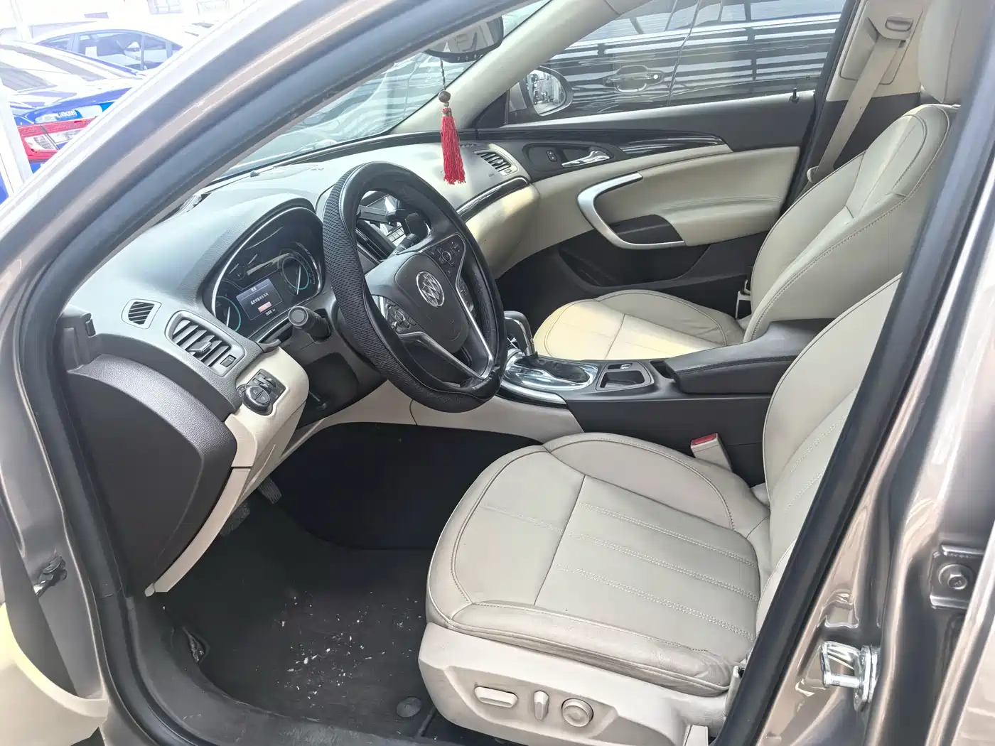 Buick Regal 2014 2.0L Elite Fashion Type фото 4