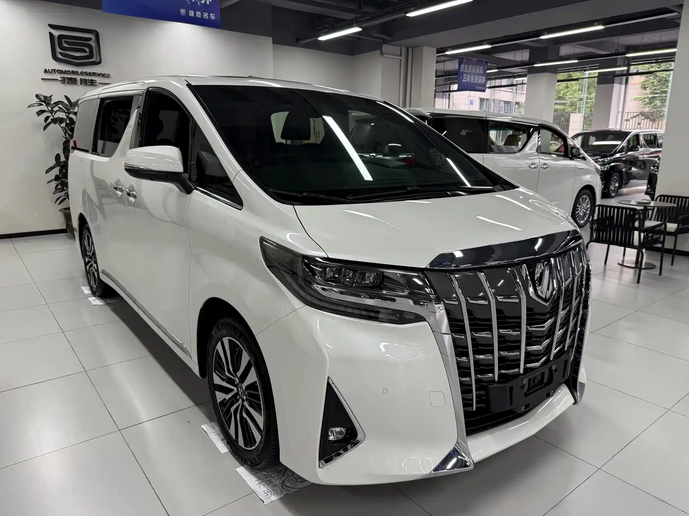 Toyota Alphard 2018 Facelift 3.5L Premium Edition фото 6
