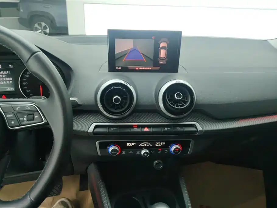 Audi Q2L 2024 35TFSI Fashion Sport фото 13