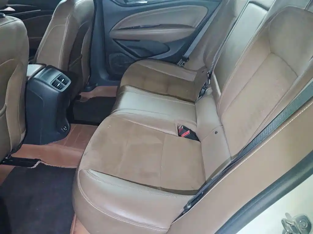 Buick Regal 2019 20T Elite China VI фото 17