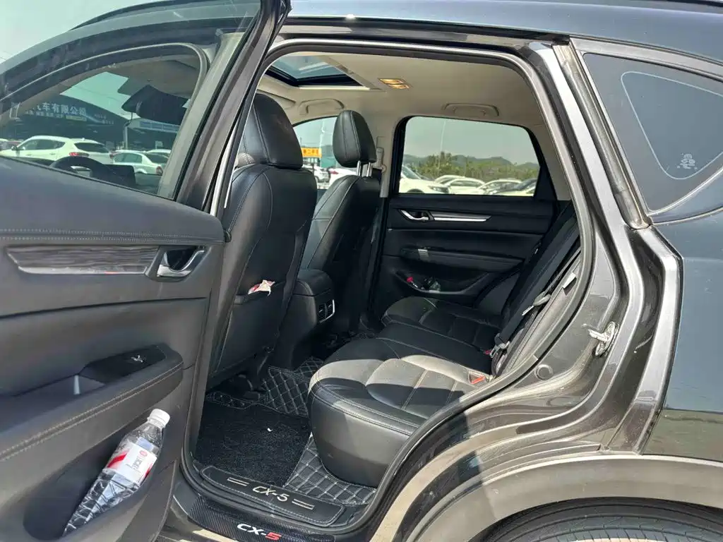 Фото 10 - Mazda CX-5