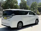 Фото 6 - Toyota Vellfire