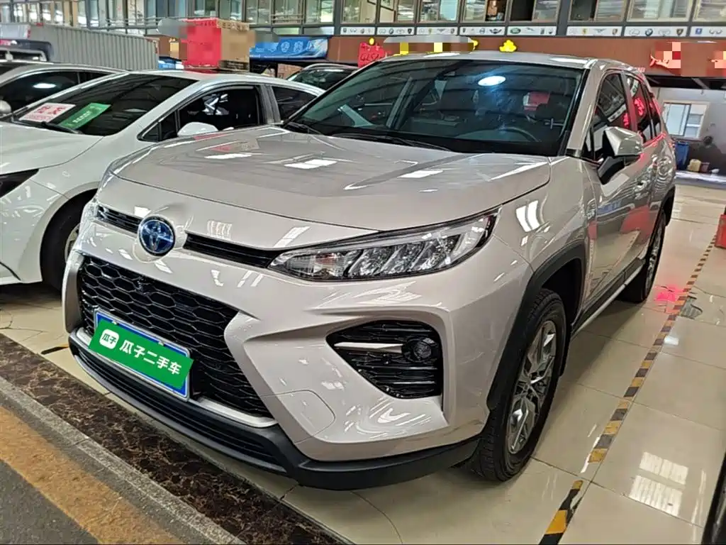 Toyota Wildlander 2022 Hybrid 2.5L E-CVT FWD Luxury PLUS Edition
