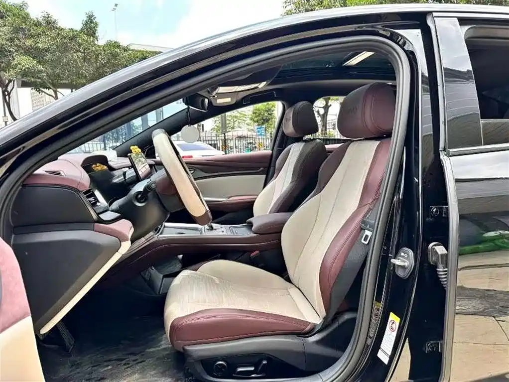 BYD Seal 2023 DM-i 1.5T 121km Premium фото 7