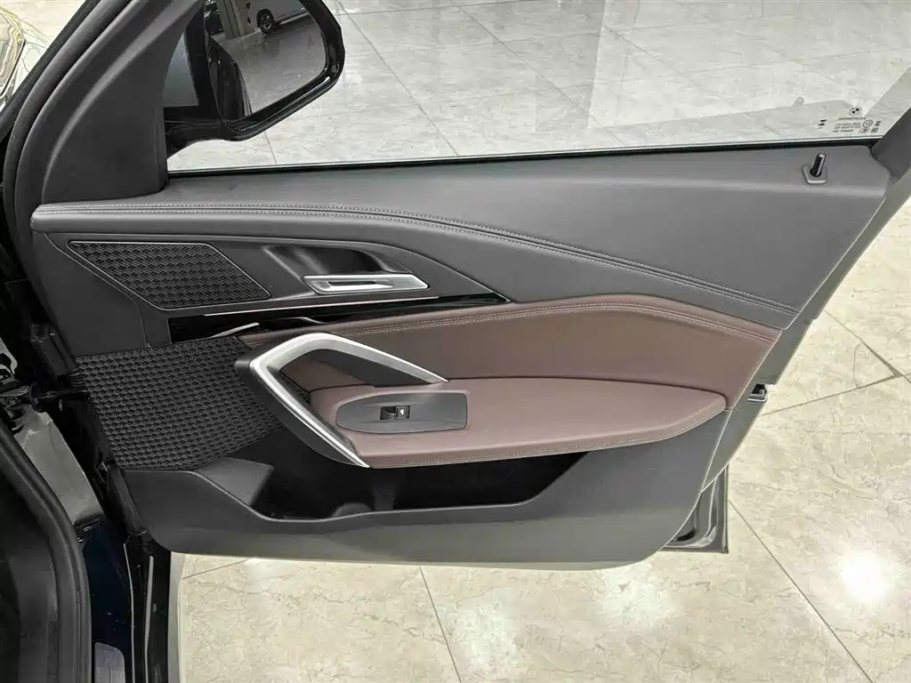 BMW X1 2023 sDrive20Li X Design Package фото 12