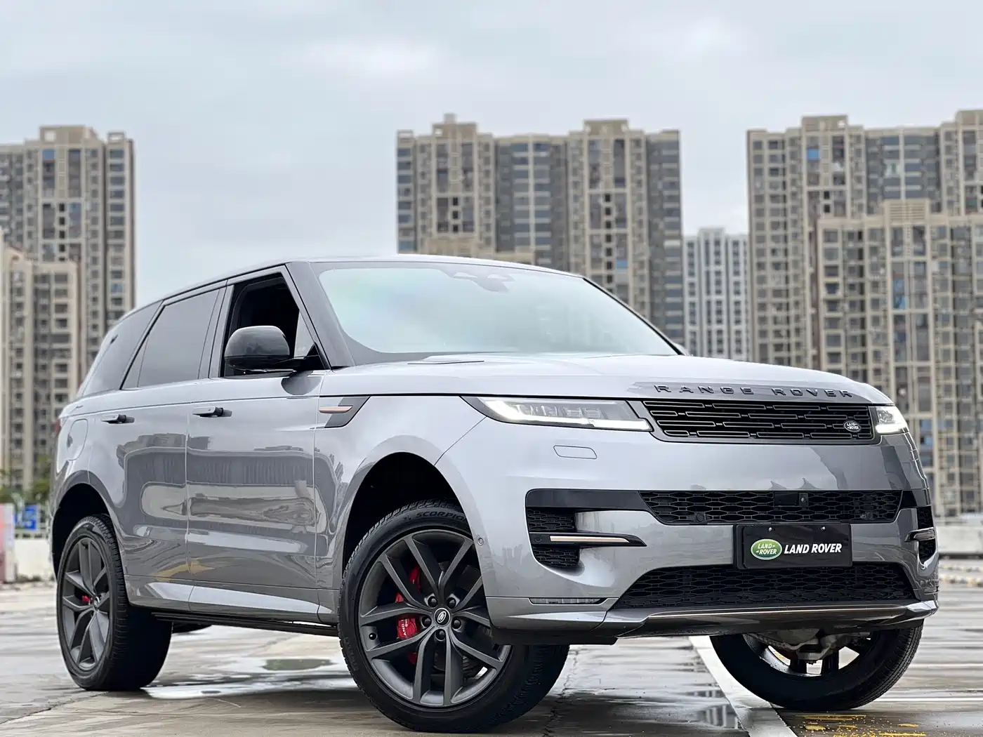 Land Rover Range Rover Sport 2025 400PS Dynamic SE фото 3